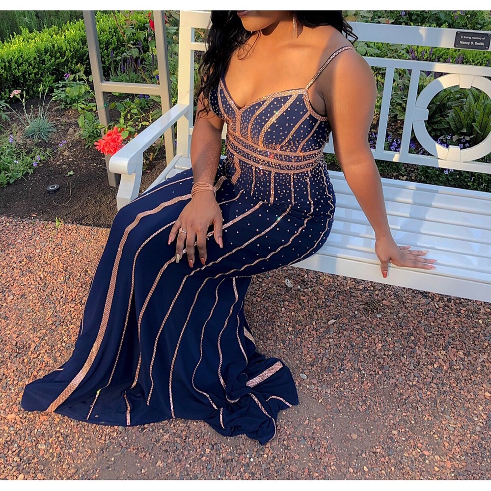 Like New Dress, Rose Gold GLOW Formal Prom Homecoming Dress Sz 6